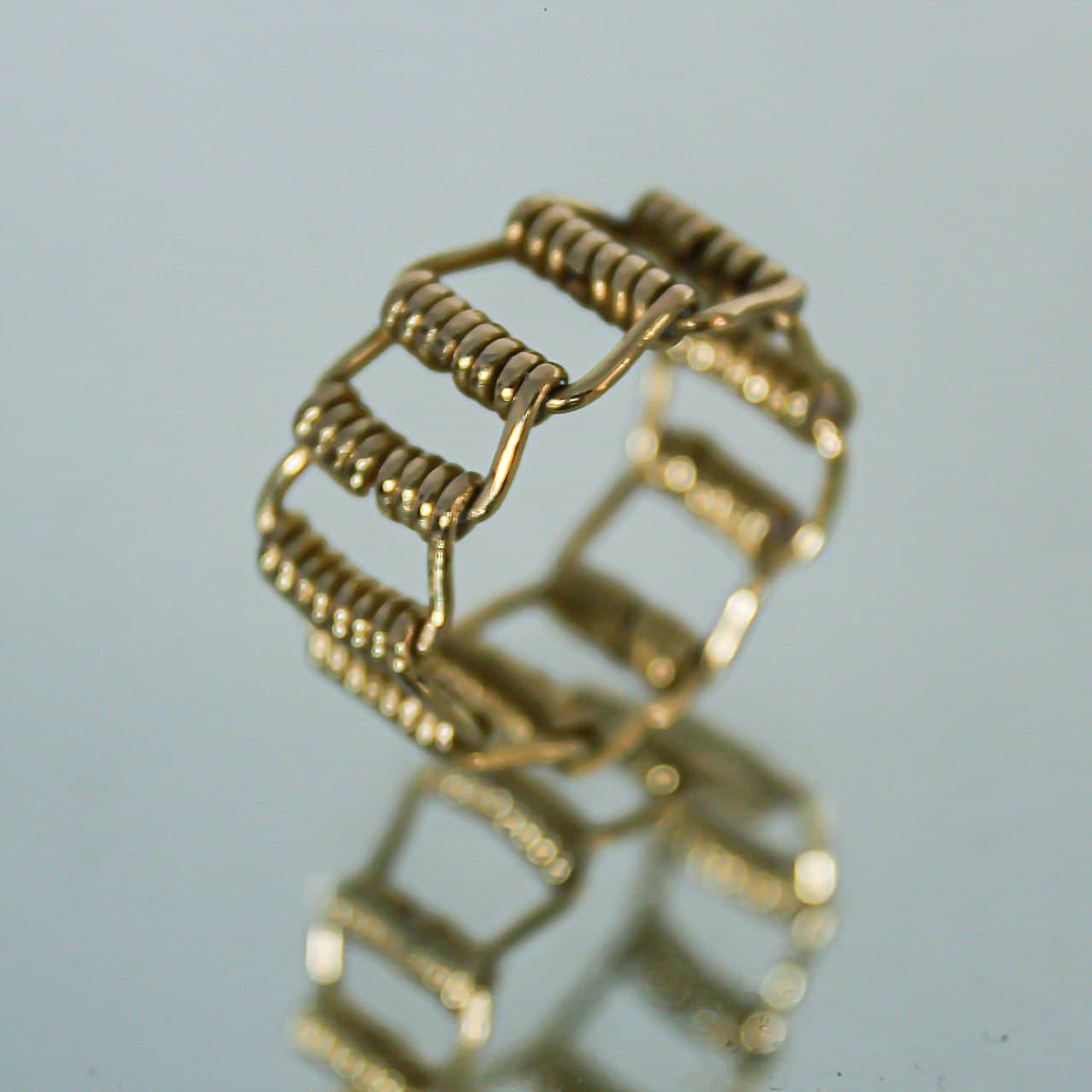 Мягкое кольцо из проволоки